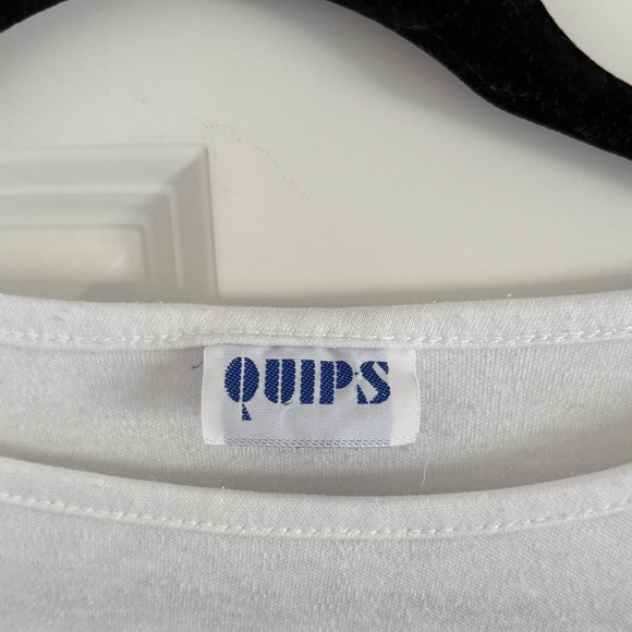 Vintage QUIPS White Graphic Tee with Sunset Design Size S/M - Picture 3 of 6